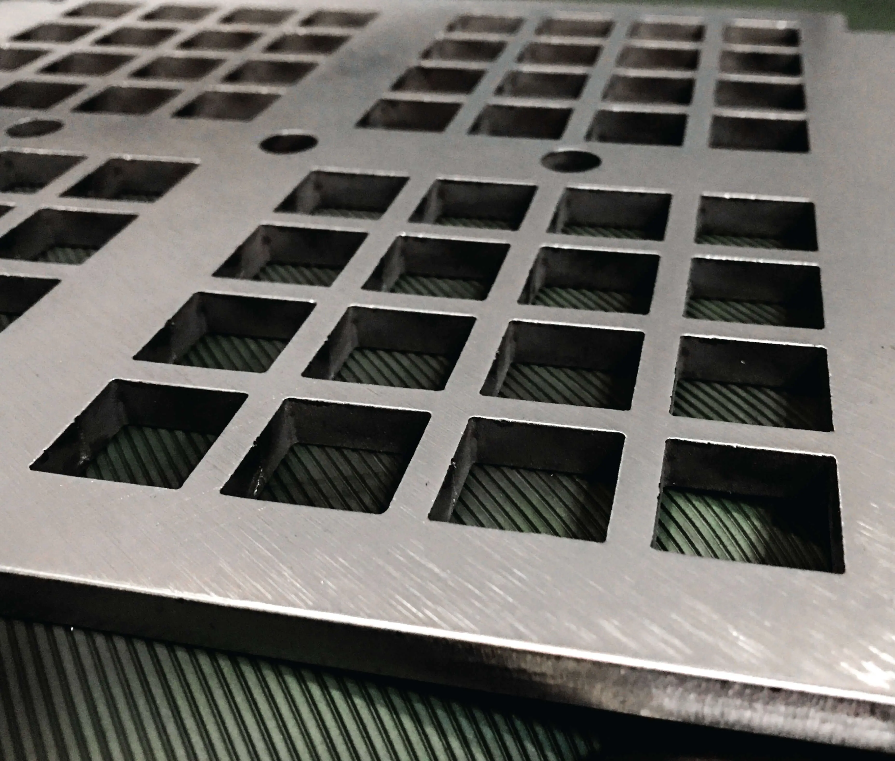 Výrobek s odstraněnými otřepy