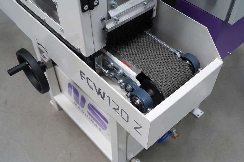 NS FCW120 Z - pásová bruska - podávací pás