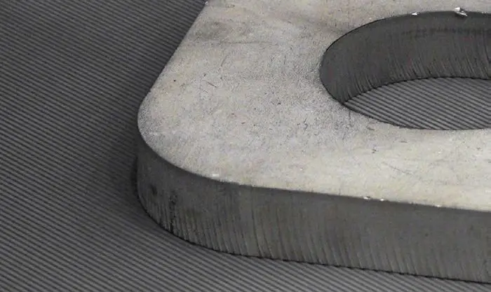 Obrobek před zaoblením hran