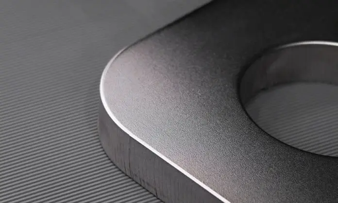 Obrobek po zaoblením hran