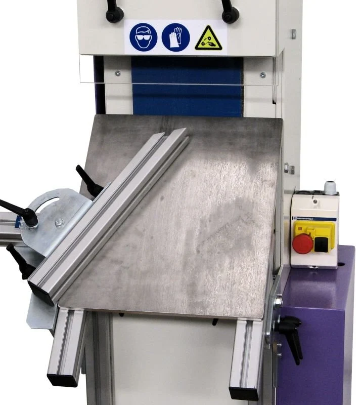 NS LV200 - Vertikální pásová bruska - nastavení pro broušení pod úhlem