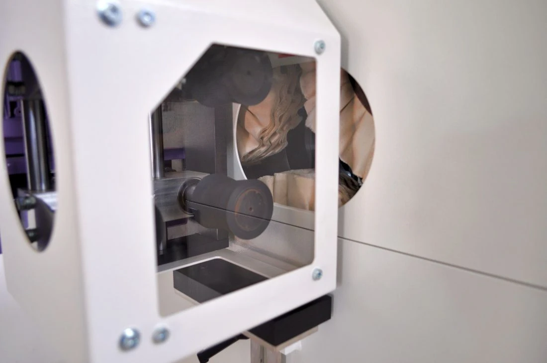 NS MP100 - Leštička na trubky - podávací systém s ochranným krytem