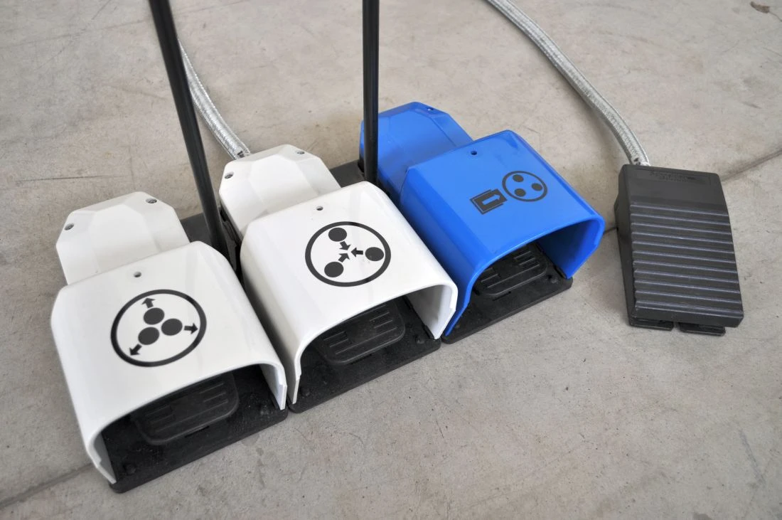 NS MP100 - Leštička na trubky - ovládací pedály