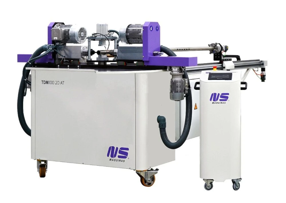 NS TDM100 2D AT - automatický stroj na vrtání, tavné vrtání a řezání vnitřních závitů do trubek a hranatých profilů